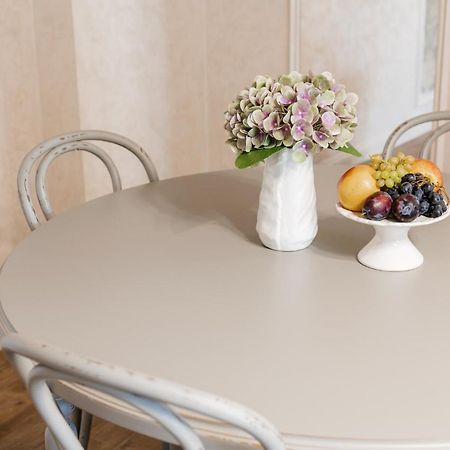 אוזהורוד Lux Apartment On Duhnovicha Street .Free Parking. מראה חיצוני תמונה